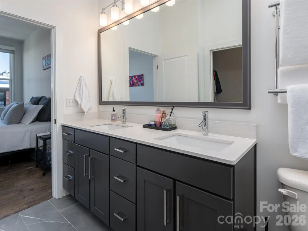 55 S Market Street #515 Asheville, NC 28801