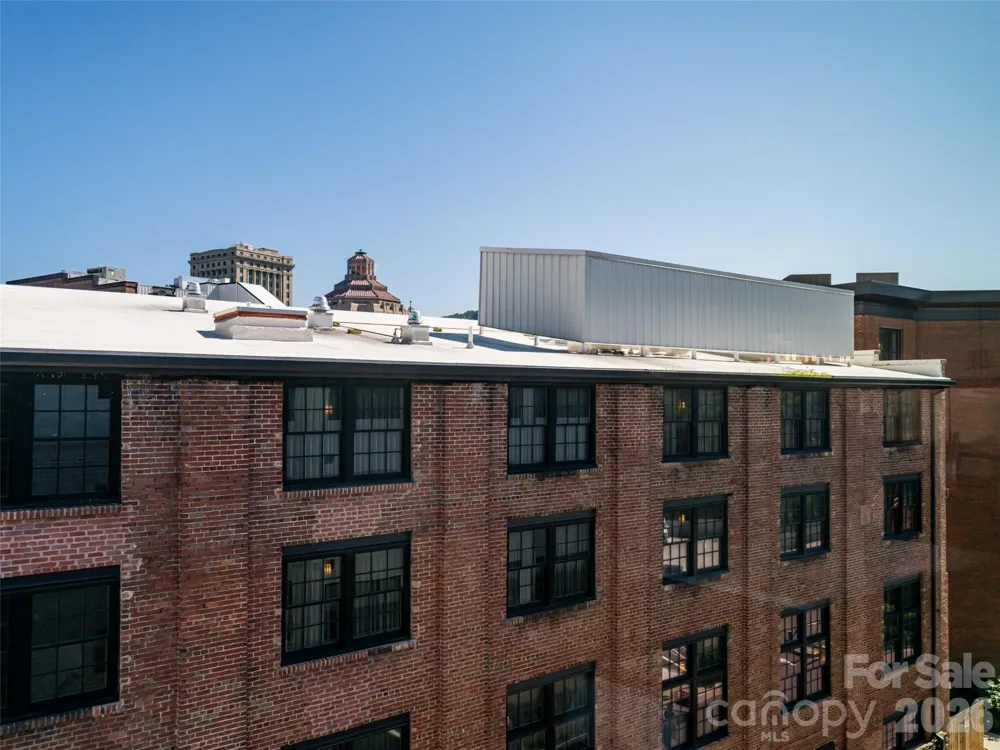 55 S Market Street #515 Asheville, NC 28801