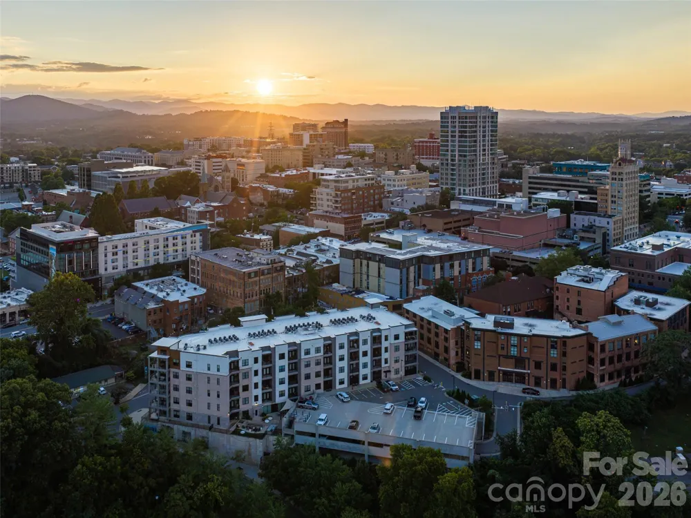 55 S Market Street #515 Asheville, NC 28801
