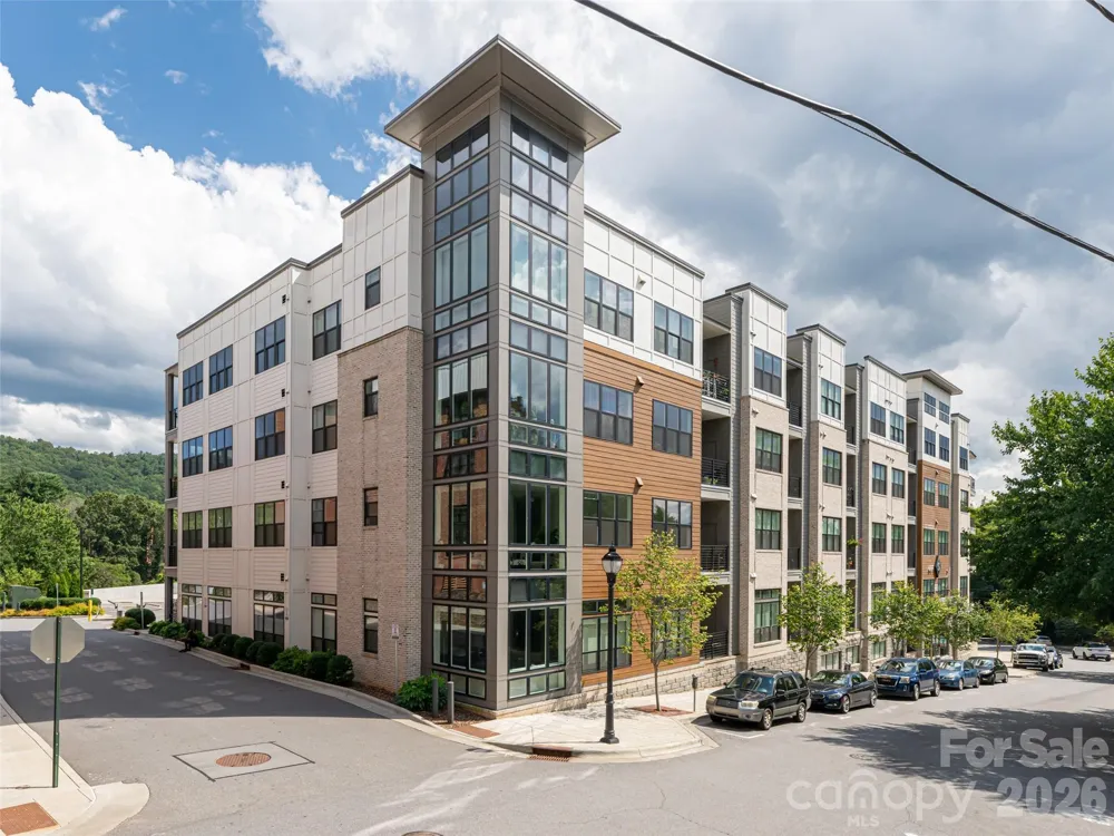 55 S Market Street #515 Asheville, NC 28801
