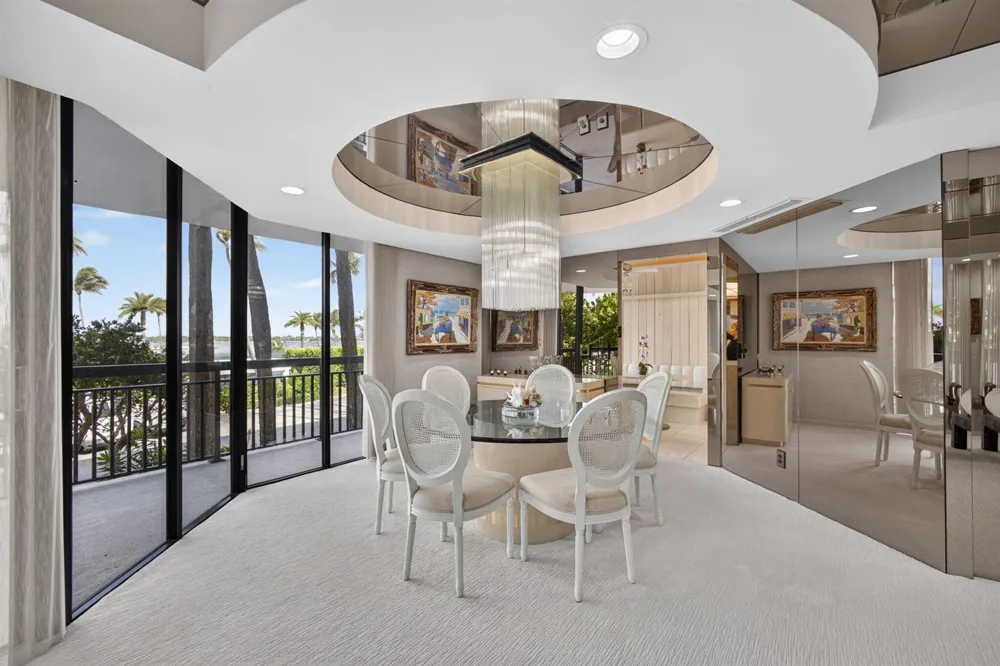 3140 S Ocean Boulevard #101 S Palm Beach, FL 33480
