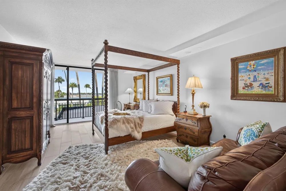 3140 S Ocean Boulevard #101 S Palm Beach, FL 33480