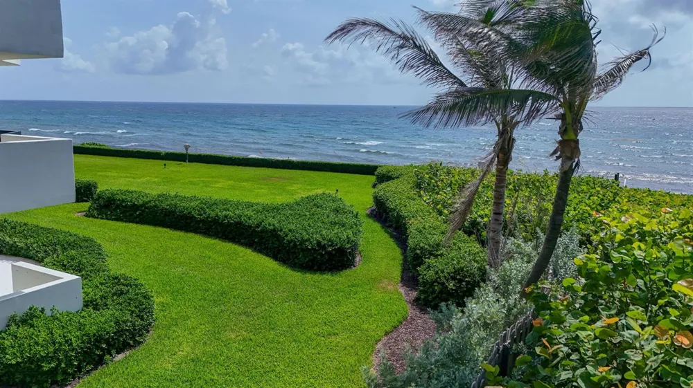 3140 S Ocean Boulevard #101 S Palm Beach, FL 33480