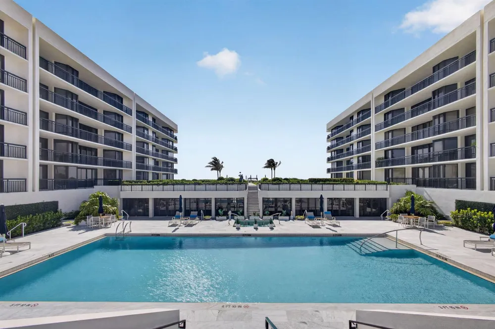 3140 S Ocean Boulevard #101 S Palm Beach, FL 33480