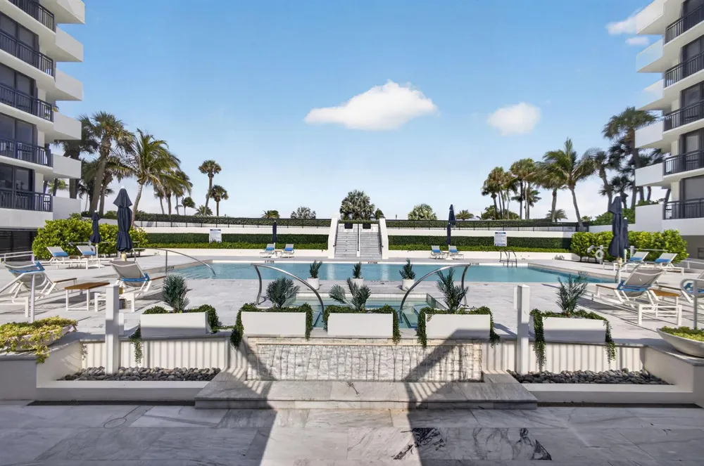 3140 S Ocean Boulevard #101 S Palm Beach, FL 33480