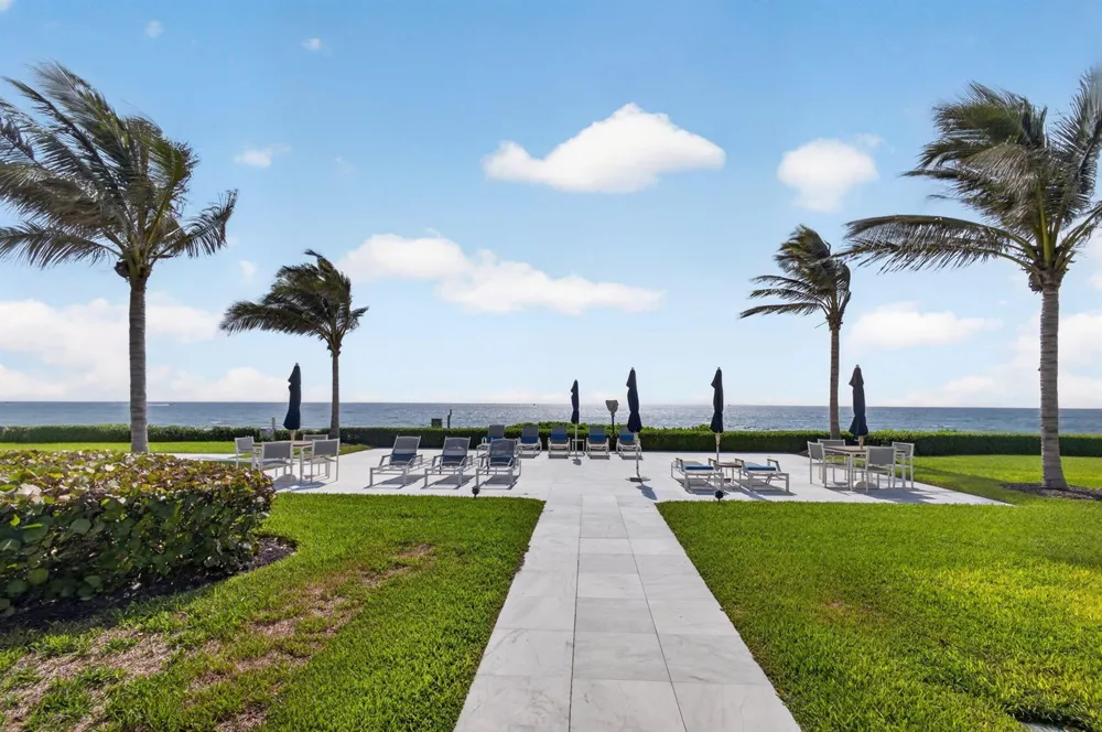 3140 S Ocean Boulevard #101 S Palm Beach, FL 33480