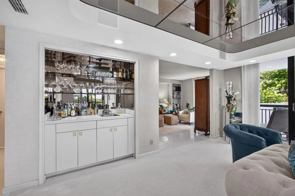 3140 S Ocean Boulevard #101 S Palm Beach, FL 33480