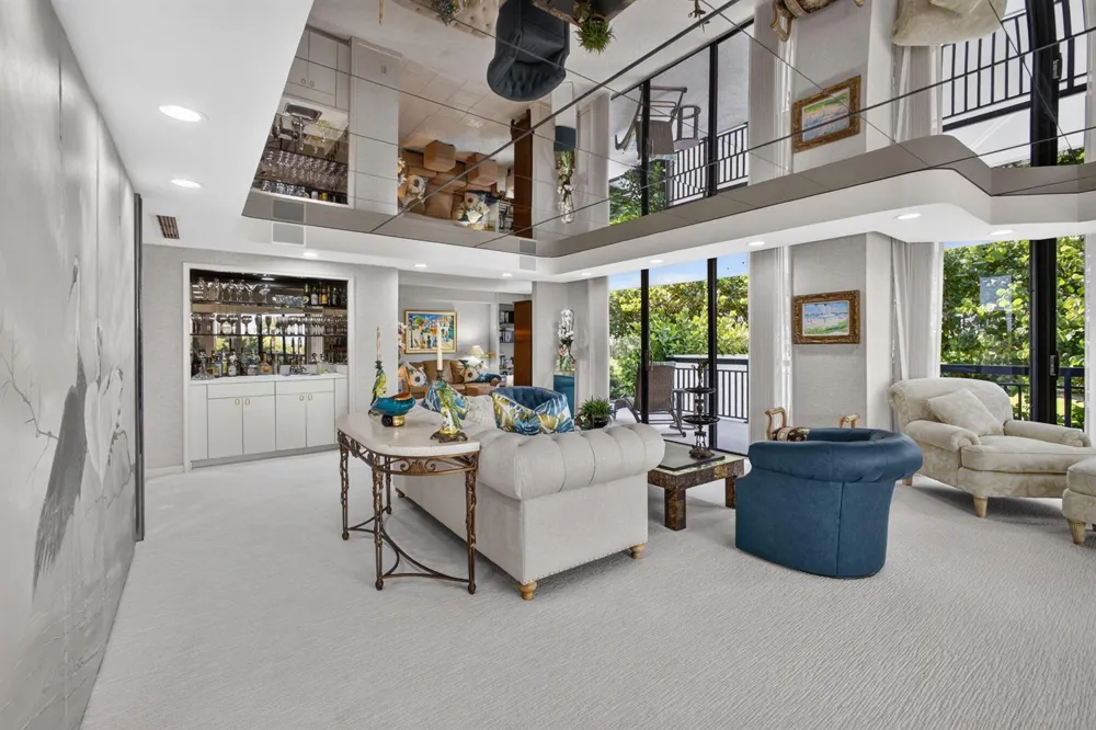 3140 S Ocean Boulevard #101 S Palm Beach, FL 33480