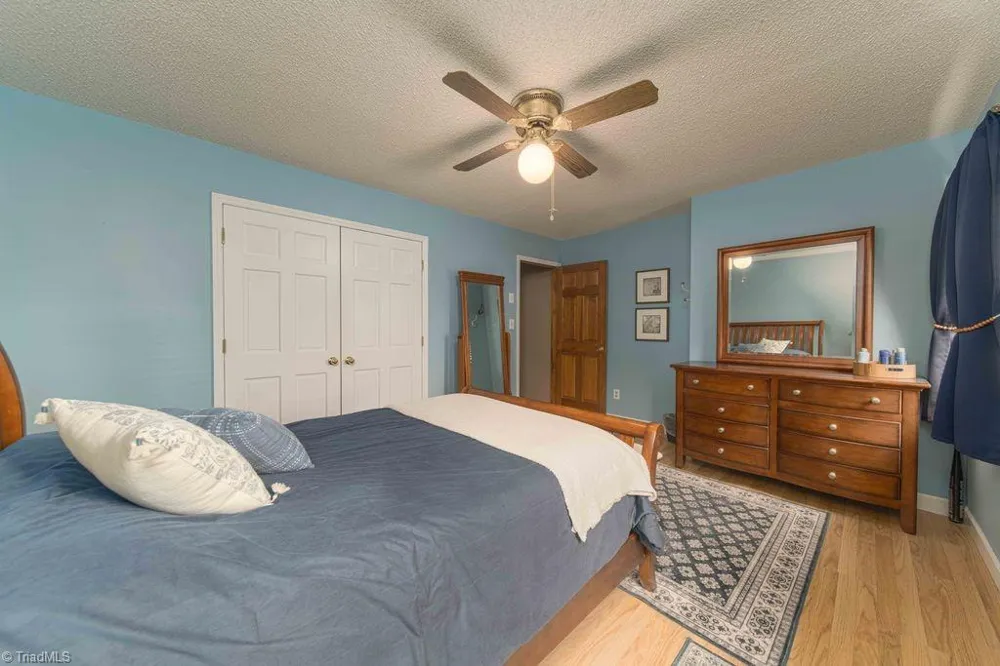 204 Linville Springs Road Kernersville, NC 27284