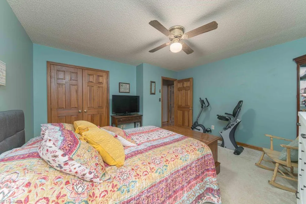 204 Linville Springs Road Kernersville, NC 27284