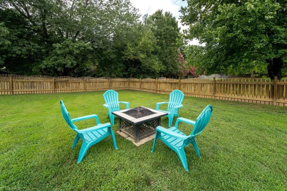 204 Linville Springs Road Kernersville, NC 27284