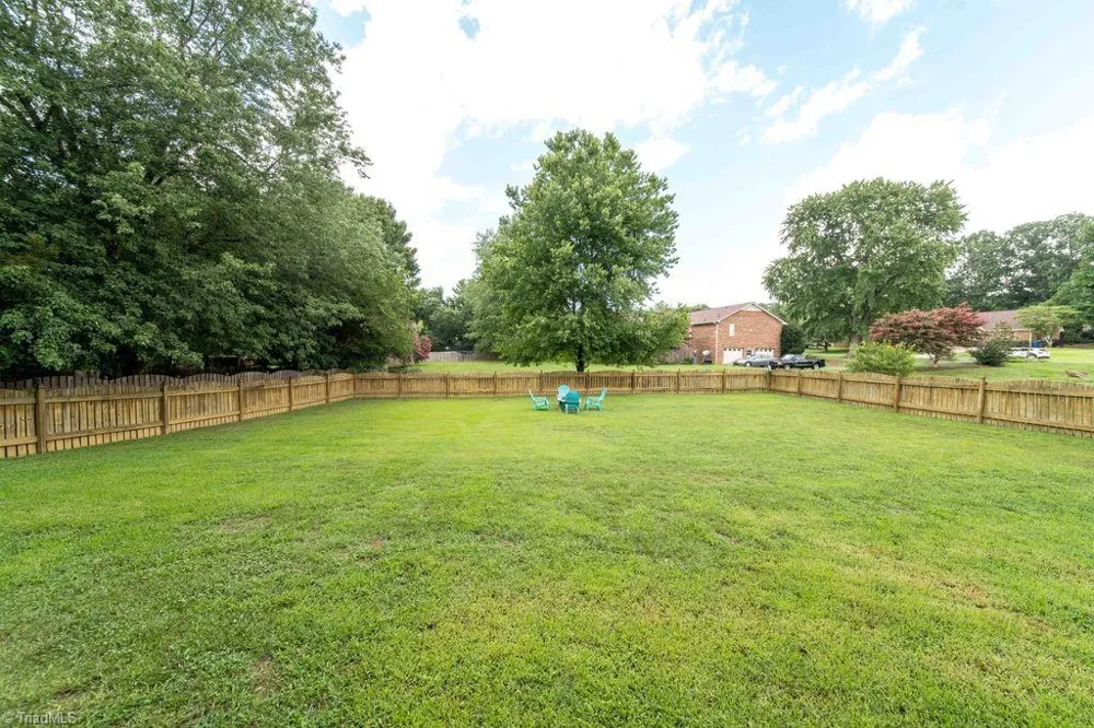 204 Linville Springs Road Kernersville, NC 27284