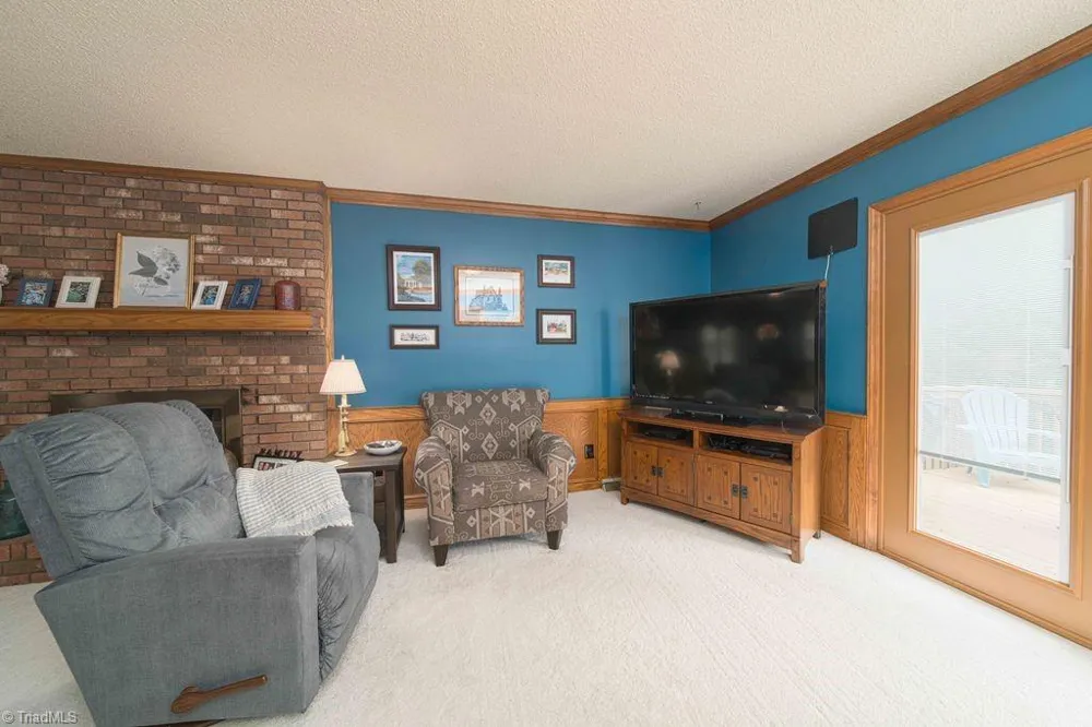 204 Linville Springs Road Kernersville, NC 27284