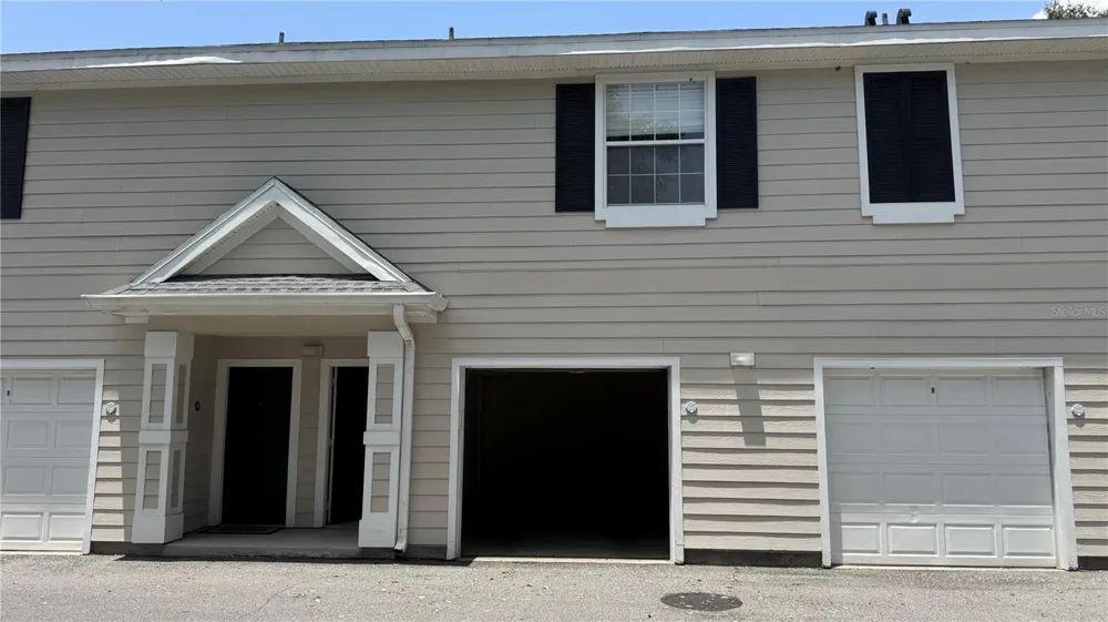 234 SOUTHERN PECAN CIRCLE #202 Winter Garden, FL 34787