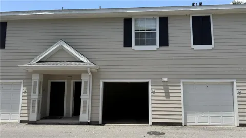 234 SOUTHERN PECAN CIRCLE #202