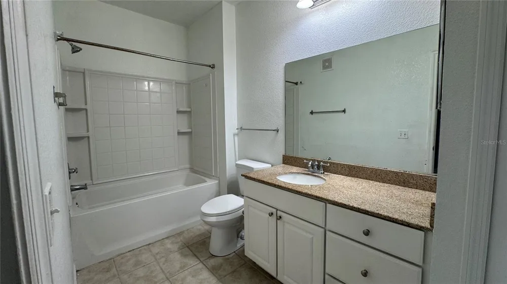 234 SOUTHERN PECAN CIRCLE #202 Winter Garden, FL 34787