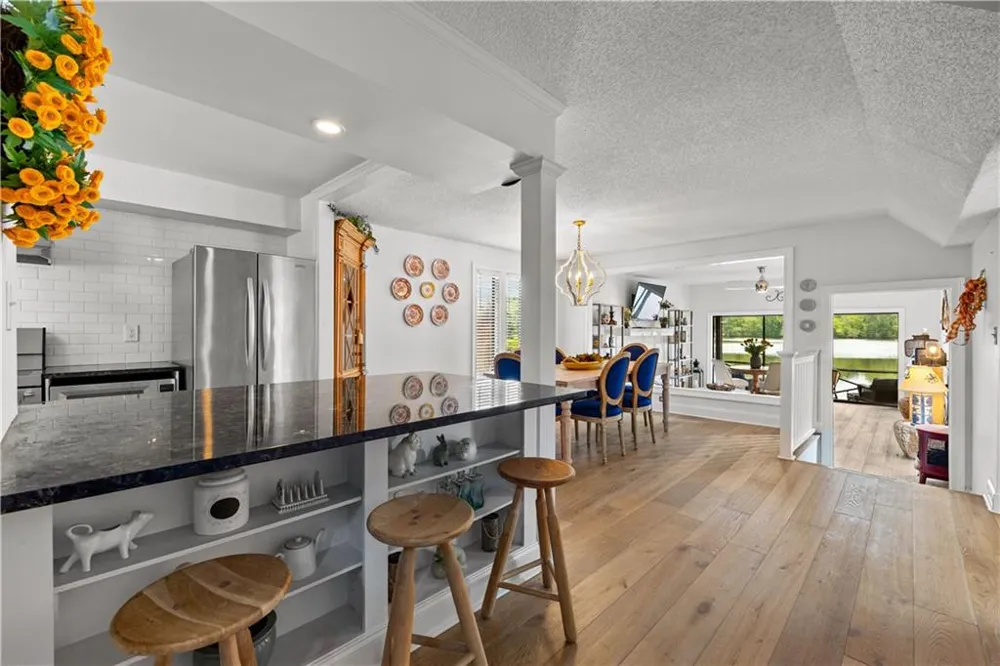 8 Northlake Circle Peachtree City, GA 30269