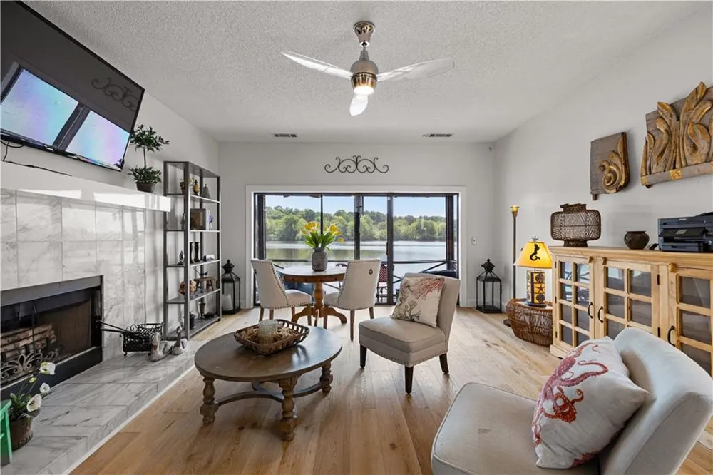 8 Northlake Circle Peachtree City, GA 30269