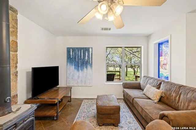 434 W Turner Ct Johnson City, TX 78636