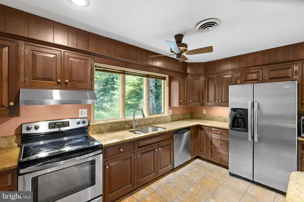500 SARA DRIVE Annapolis, MD 21401
