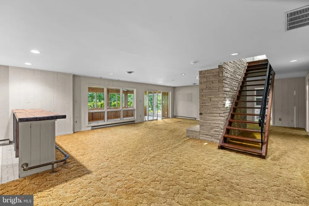 500 SARA DRIVE Annapolis, MD 21401