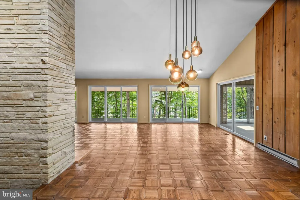 500 SARA DRIVE Annapolis, MD 21401