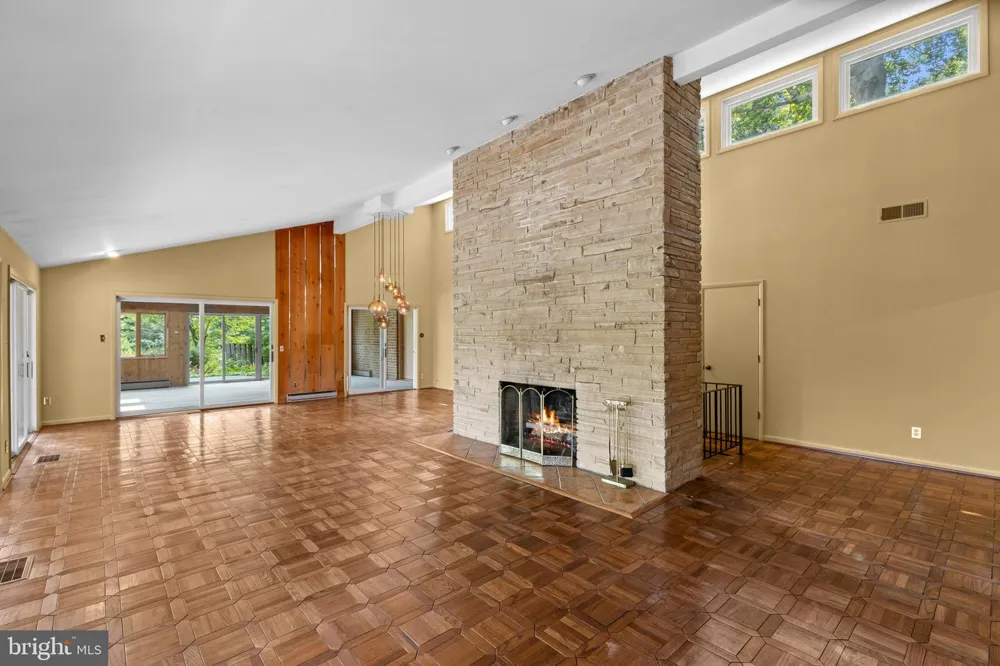 500 SARA DRIVE Annapolis, MD 21401