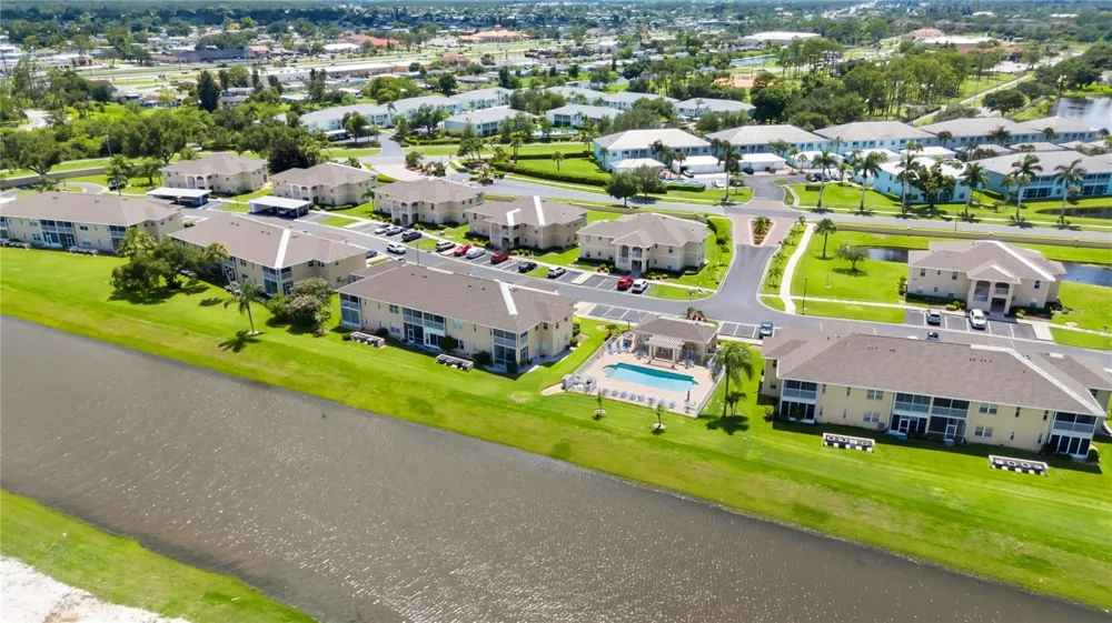 5800 SABAL TRACE DRIVE #301 North Port, FL 34287