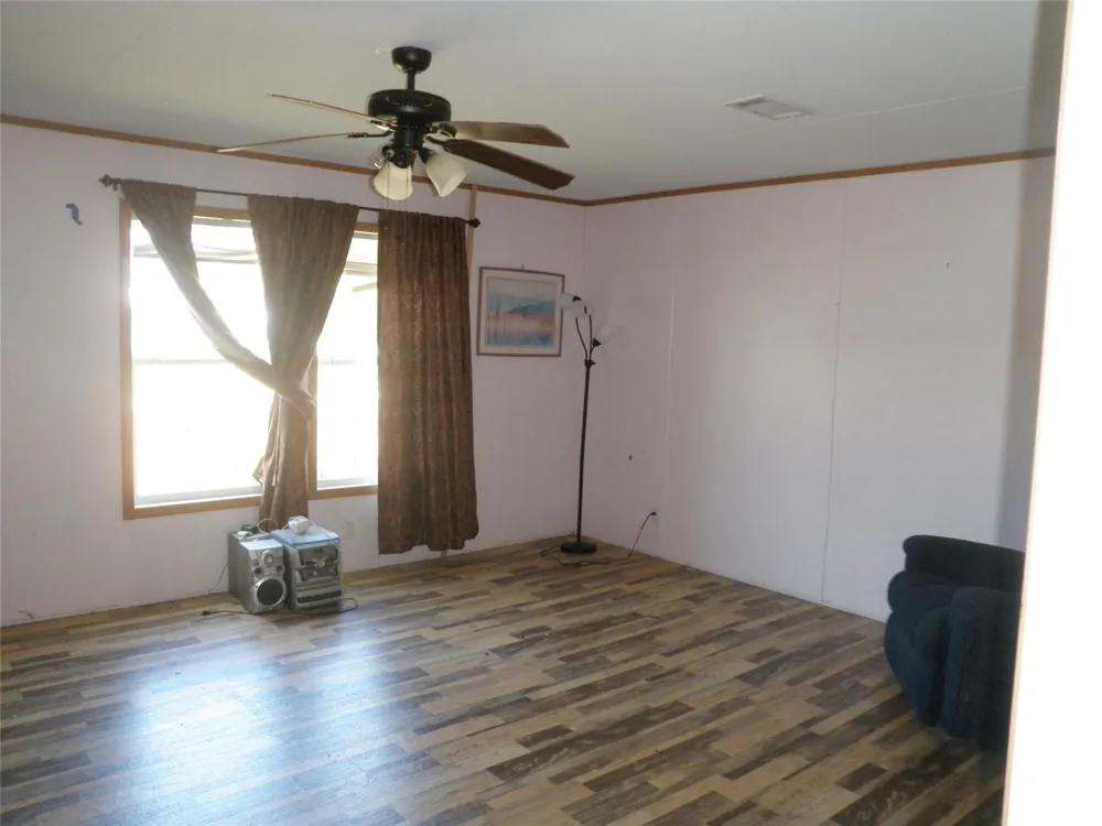 131 St Mary Matagorda, TX 77457