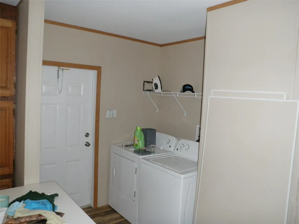 131 St Mary Matagorda, TX 77457