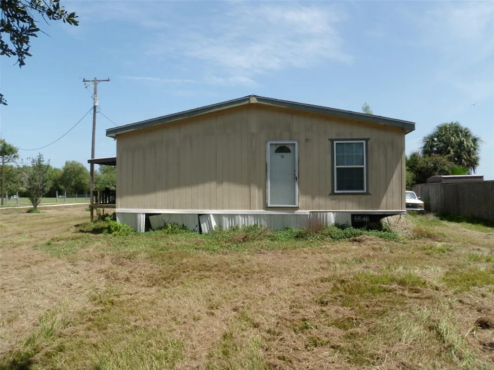 131 St Mary Matagorda, TX 77457