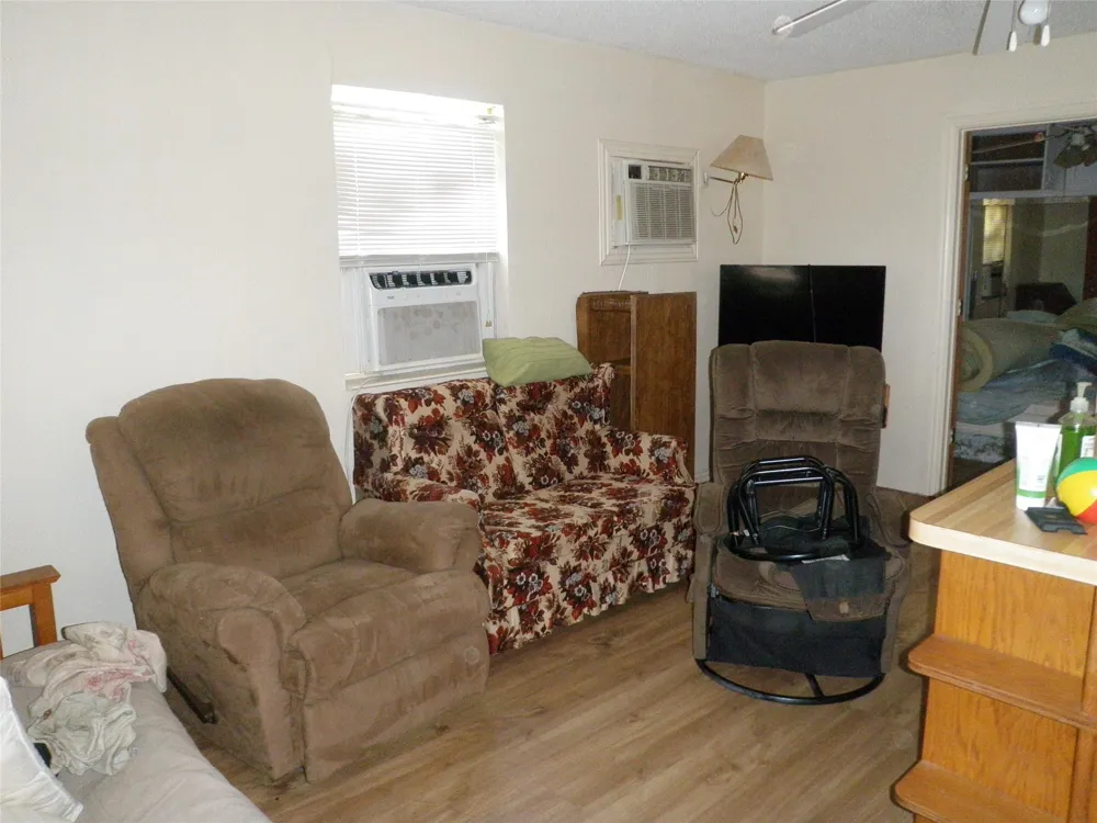 131 St Mary Matagorda, TX 77457