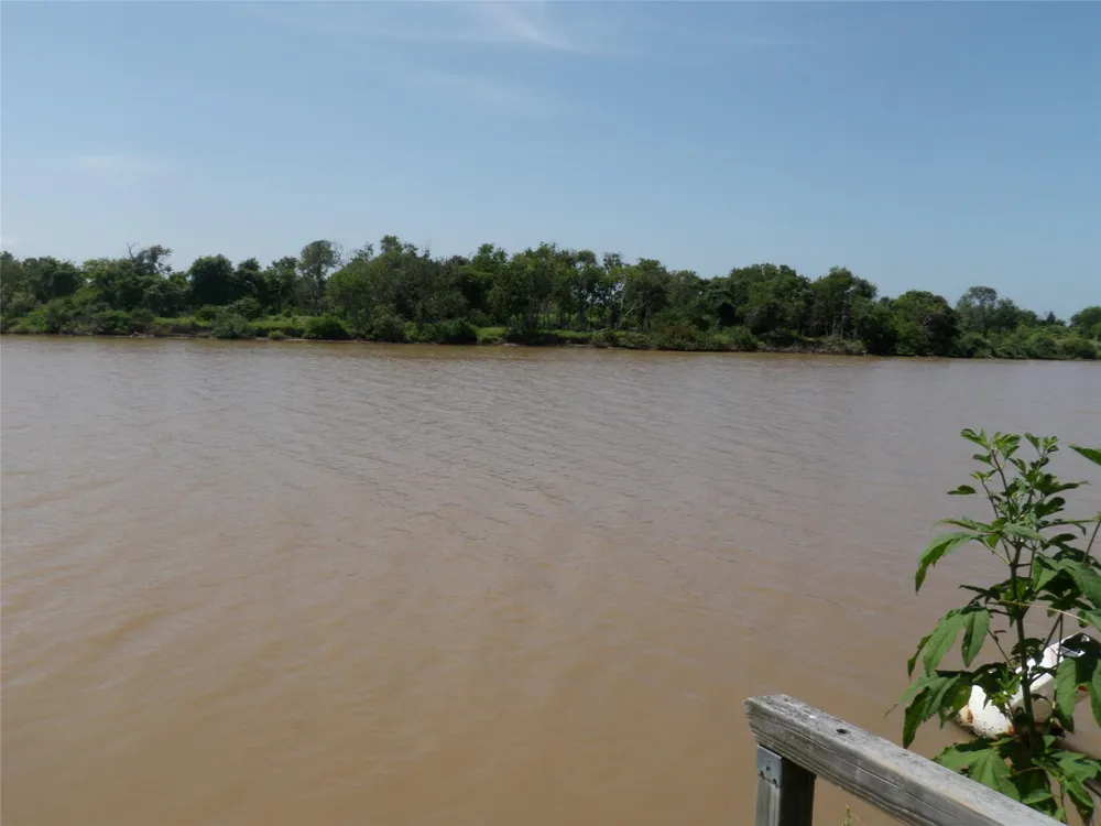 131 St Mary Matagorda, TX 77457