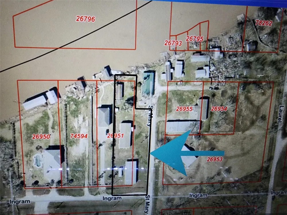 131 St Mary Matagorda, TX 77457