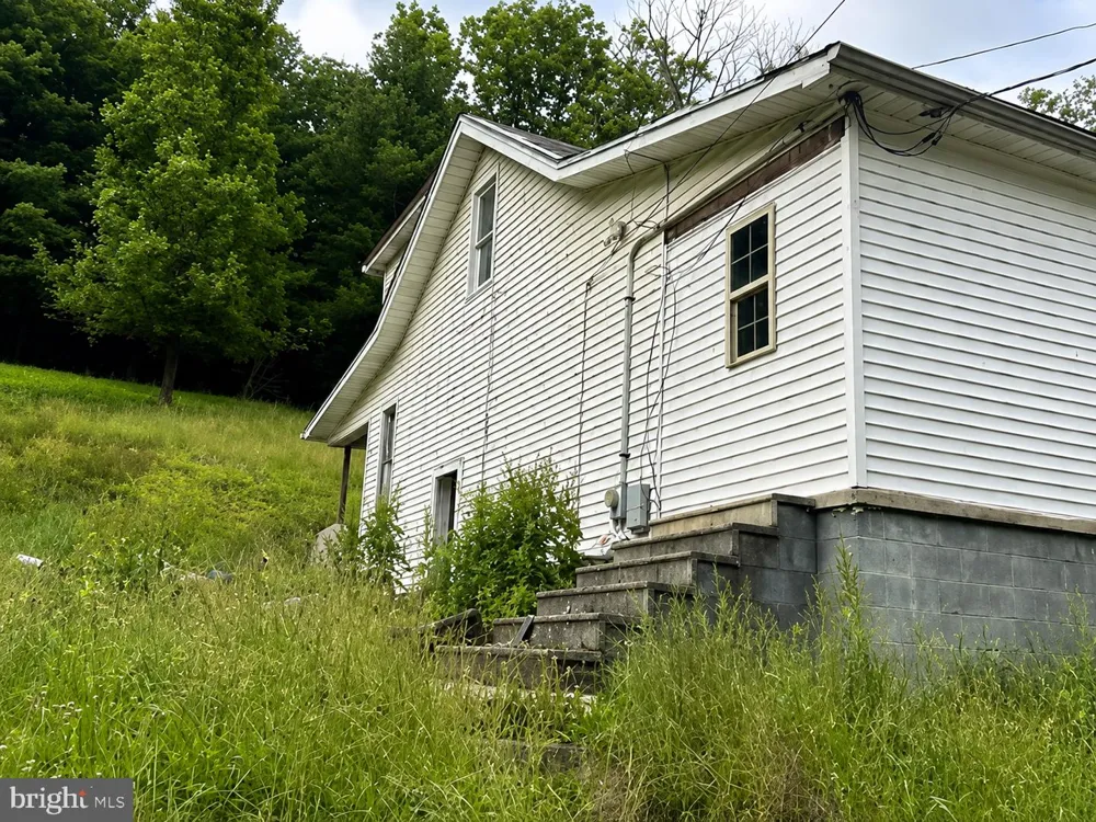 15404 IRON RAIL Mount Savage, MD 21545