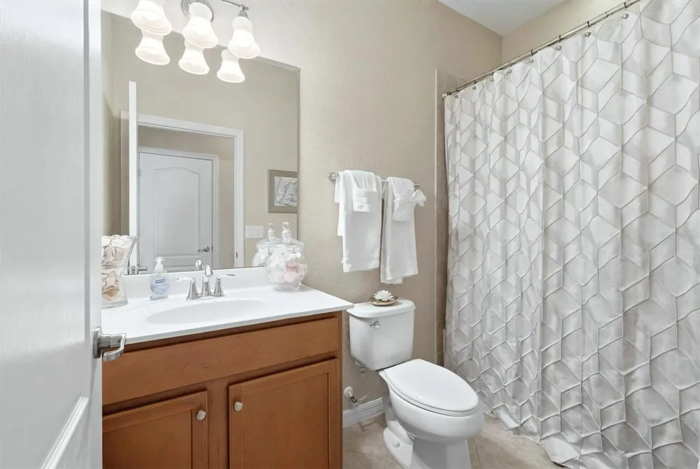 11702 ANHINGA AVENUE Venice, FL 34292