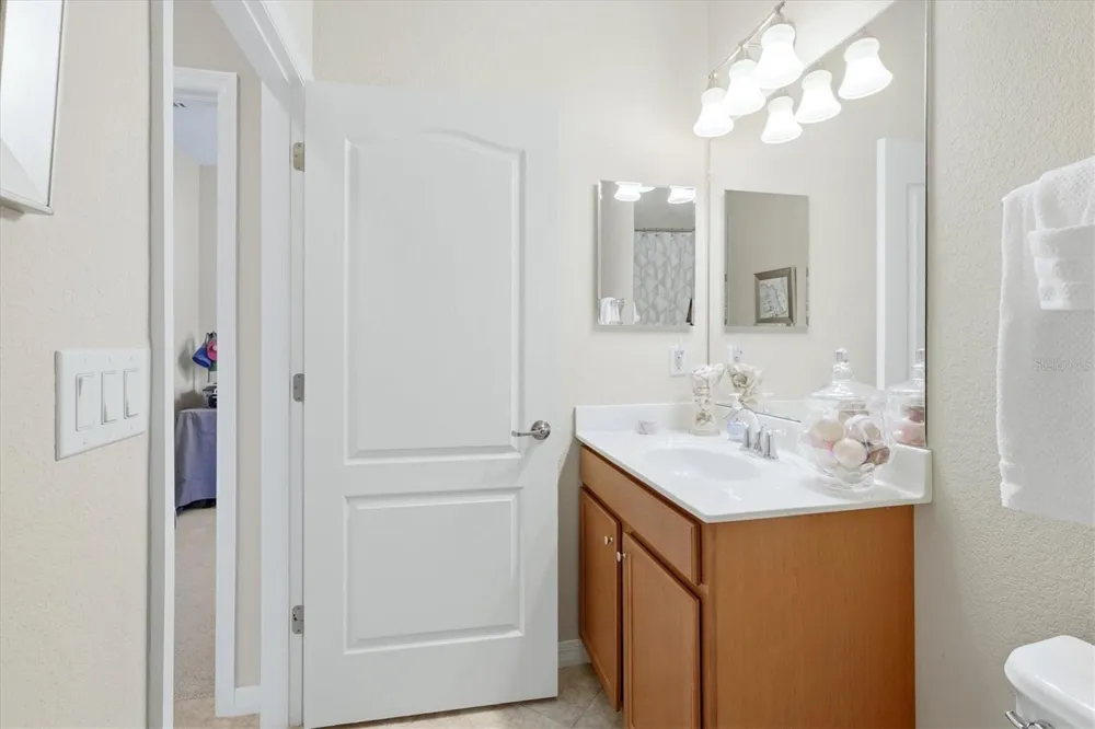 11702 ANHINGA AVENUE Venice, FL 34292