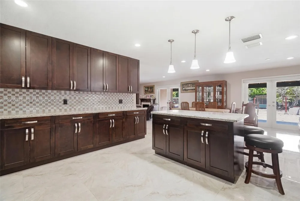 19501 SW 236th St Homestead, FL 33031