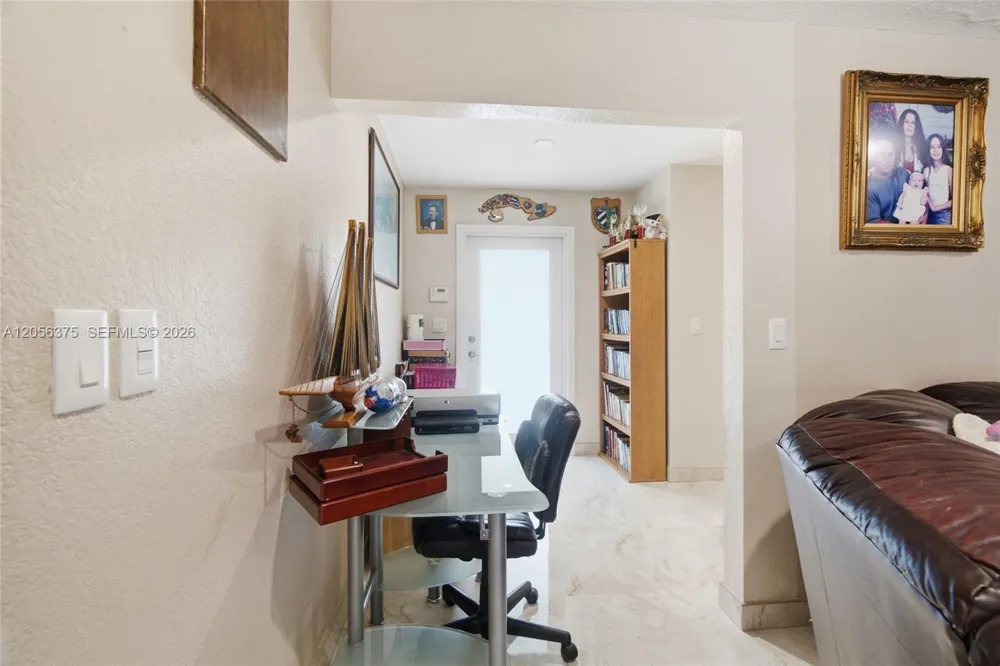 19501 SW 236th St Homestead, FL 33031