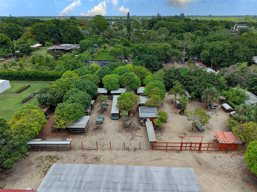 19501 SW 236th St Homestead, FL 33031