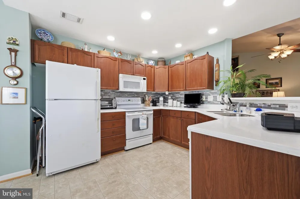 2501 COLERIDGE DRIVE #3A Frederick, MD 21702
