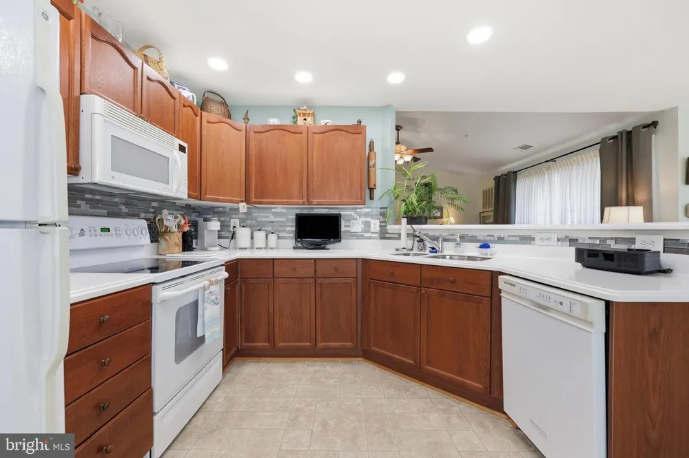 2501 COLERIDGE DRIVE #3A Frederick, MD 21702