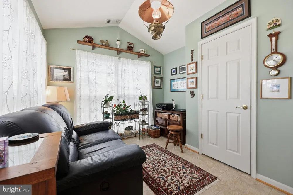 2501 COLERIDGE DRIVE #3A Frederick, MD 21702