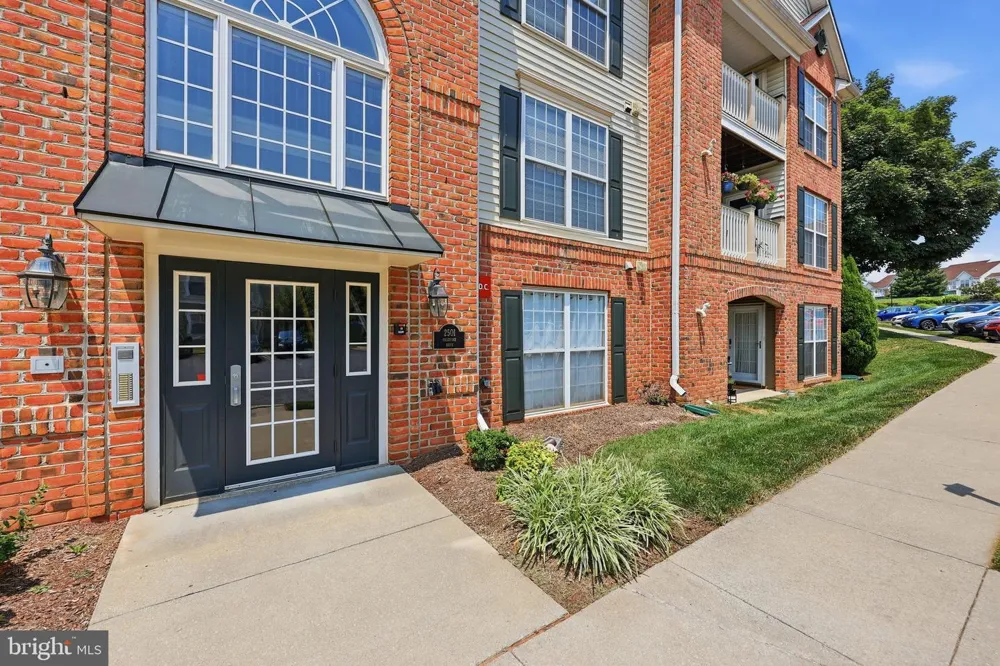 2501 COLERIDGE DRIVE #3A Frederick, MD 21702