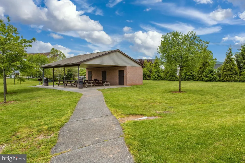 2501 COLERIDGE DRIVE #3A Frederick, MD 21702
