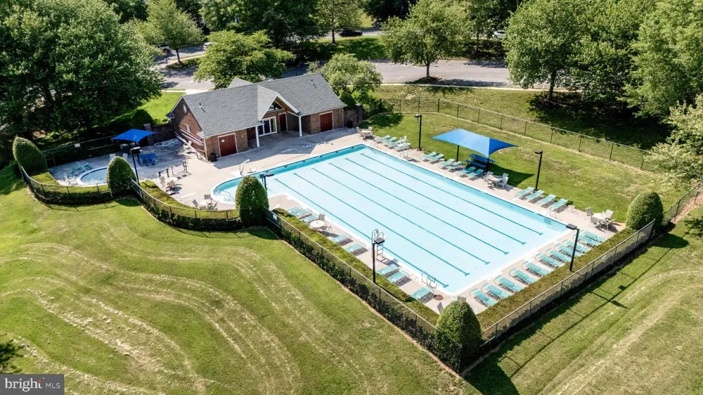 2501 COLERIDGE DRIVE #3A Frederick, MD 21702