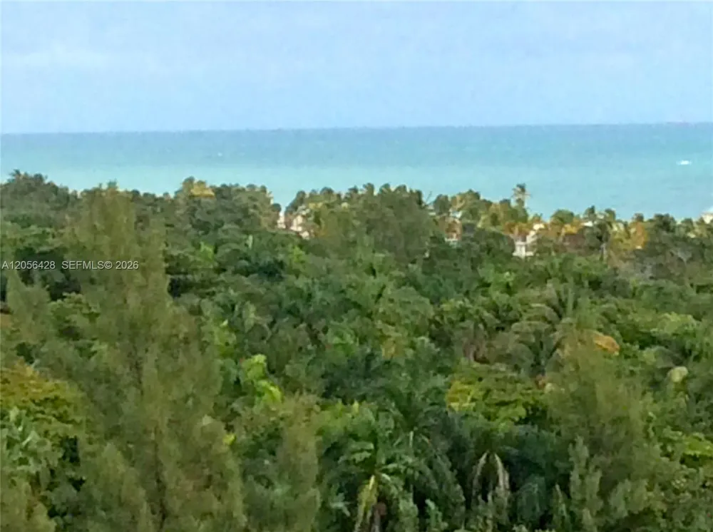 155 OCEAN LANE DR #1004 Key Biscayne, FL 33149
