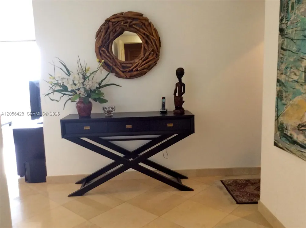 155 OCEAN LANE DR #1004 Key Biscayne, FL 33149