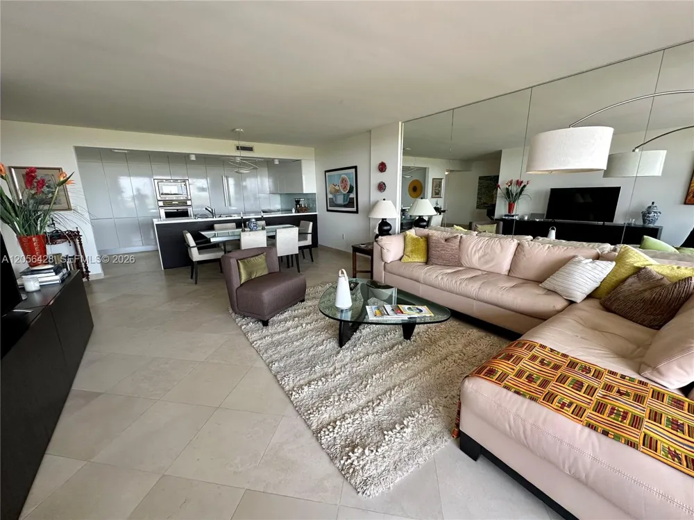 155 OCEAN LANE DR #1004 Key Biscayne, FL 33149