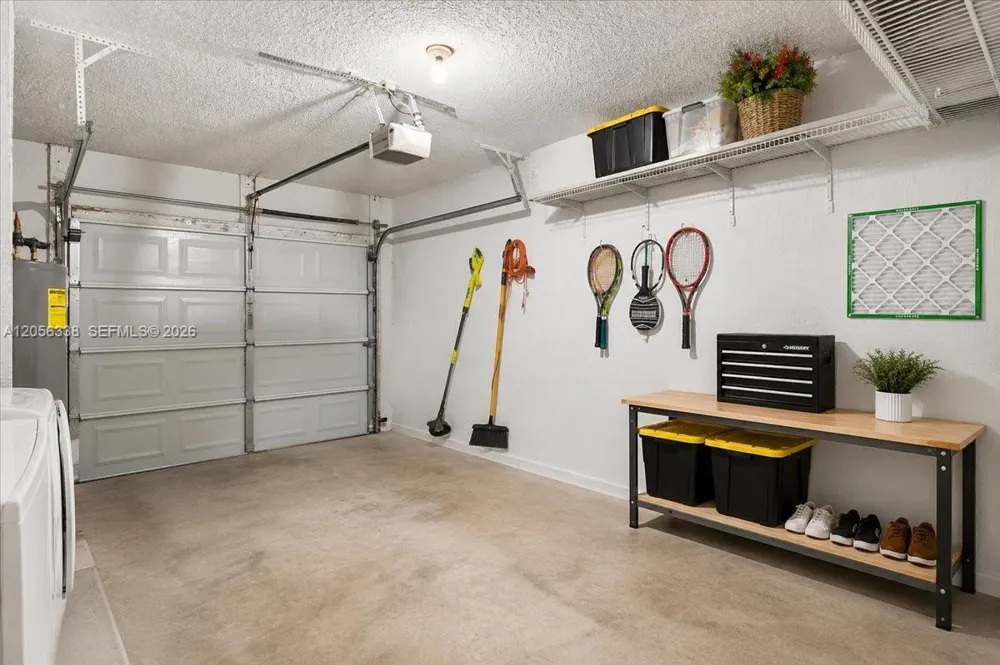 325 Somerset Way Weston, FL 33326